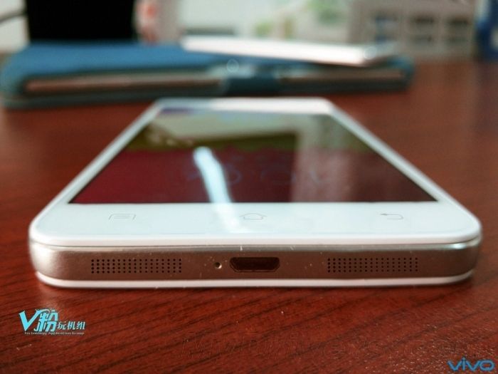 First pictures of thin and powerful smartphone Vivo Xplay 5S