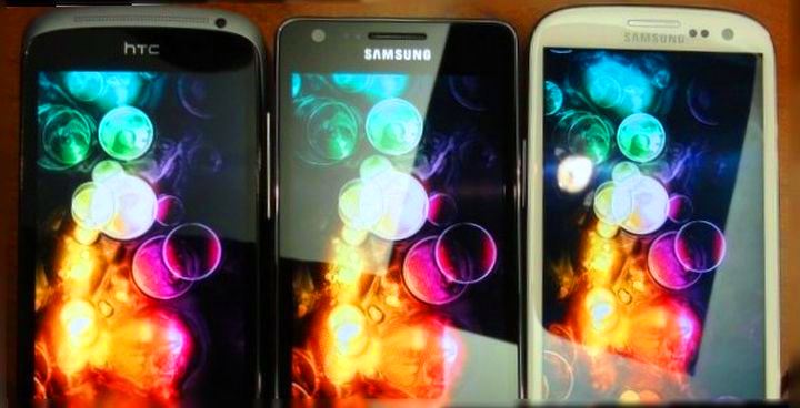 Samsung accused of using a secondary AMOLED display