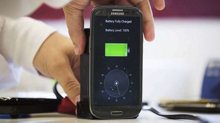 Charge the smartphone for 30 seconds?