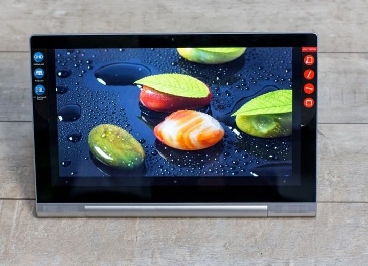 Lenovo Yoga Tablet 2 Pro - now with a projector!