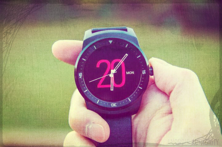 Round the smart watches LG G Watch R2 receive support for 4G networks