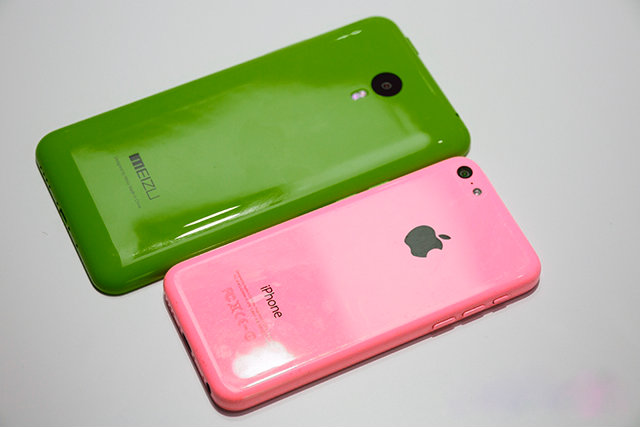 Meizu M1 Note: Comparison of the clone with the original iPhone 5c