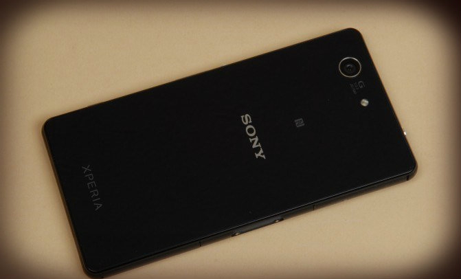 Small flagship Sony Xperia Z3 Compact review