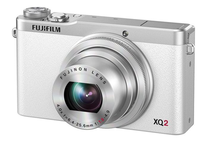 Announcement Fujifilm XQ2 - Compact Luxury