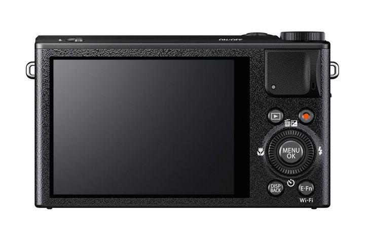 Announcement Fujifilm XQ2 - Compact Luxury