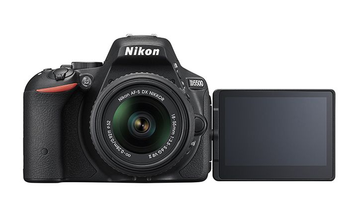 CES 2015. The announcement of Nikon D5500 - Touch swivel 3.2" display and a body-monocoque carbon fiber