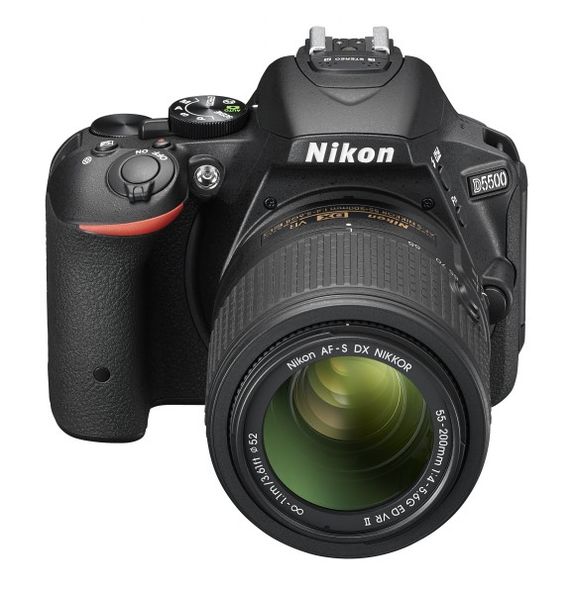 CES 2015. The announcement of Nikon D5500 - Touch swivel 3.2" display and a body-monocoque carbon fiber