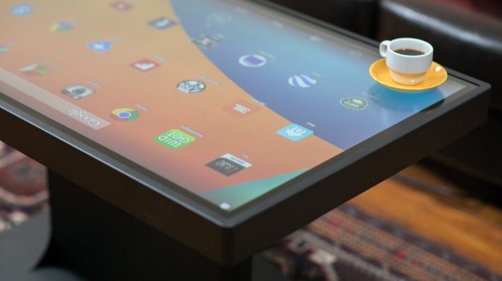 Ideum Duet - «smart» table with Windows 8 and Android