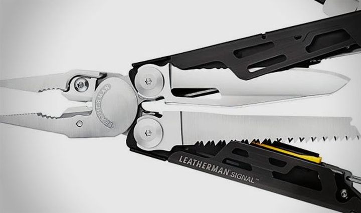 Leatherman Signal - modern multitool for survival