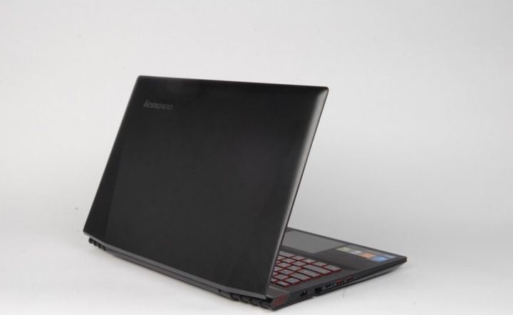 Review gaming notebook Lenovo Y50-70