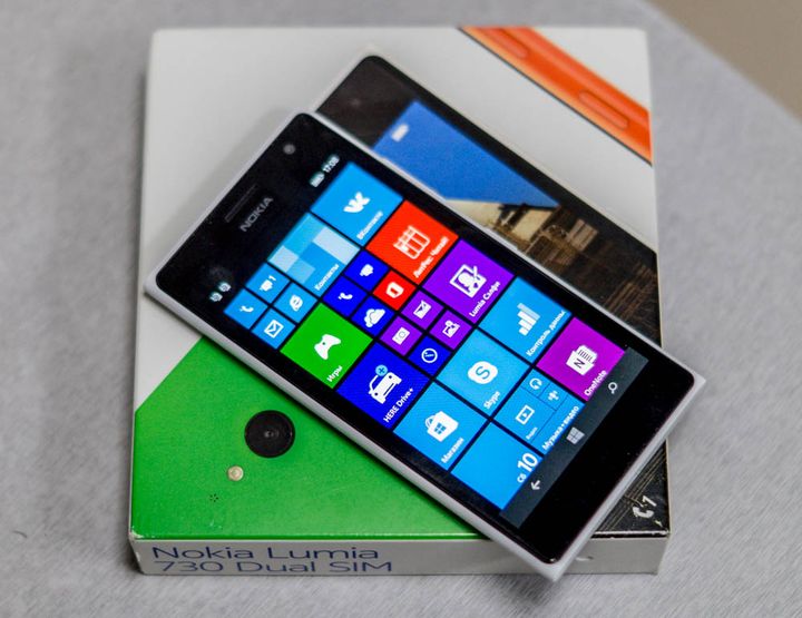 Review of Nokia Lumia 730 - classics of the genre
