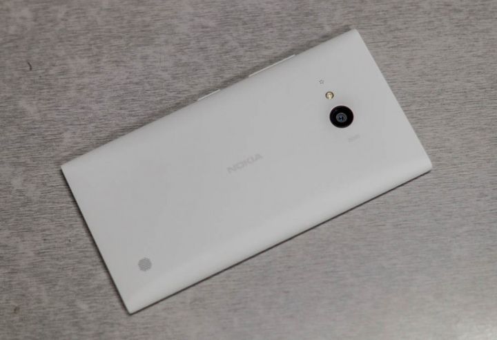 Review of Nokia Lumia 730 - classics of the genre