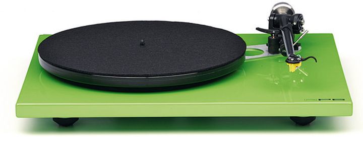 Review of turntables Clearaudio Concept: Circulation of things in nature
