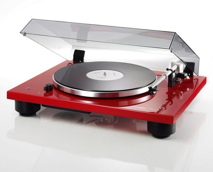 Review of turntables Clearaudio Concept: Circulation of things in nature