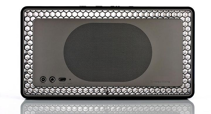 Review of wireless speaker Bowers & Wilkins T7