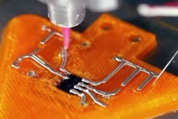 Voxel8 produces 3D-printer to print electronic circuits