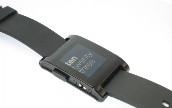 New sales up of SmartWatches Pebble has exceeded 1 million copies