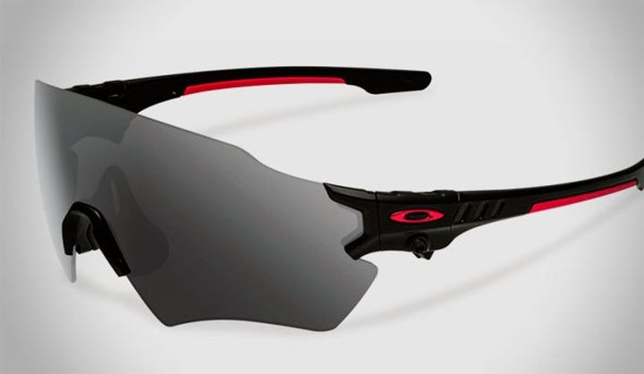 New and modern shooting glasses Oakley SI tombstone