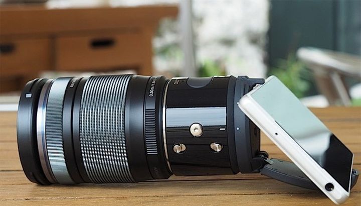 Olympus Air: new camera lens for smartphone