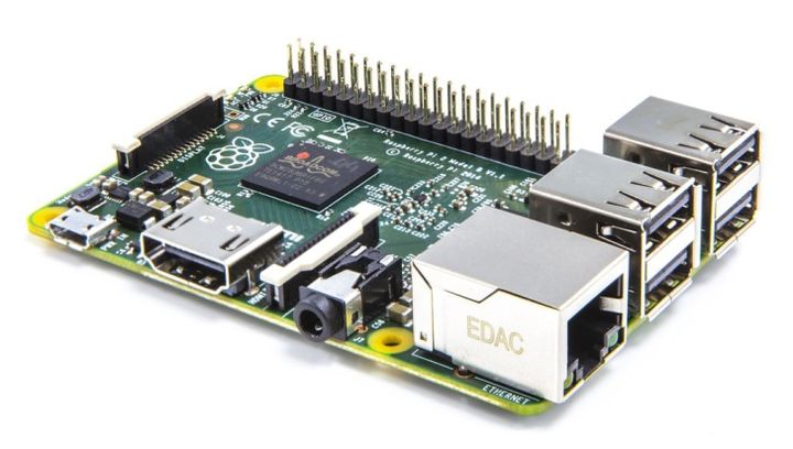 Raspberry Pi 2 with Windows 10 