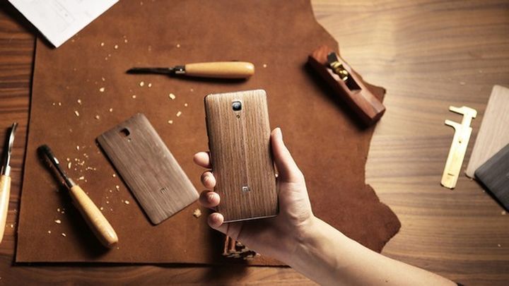 New Xiaomi Mi4 got wooden rear lids