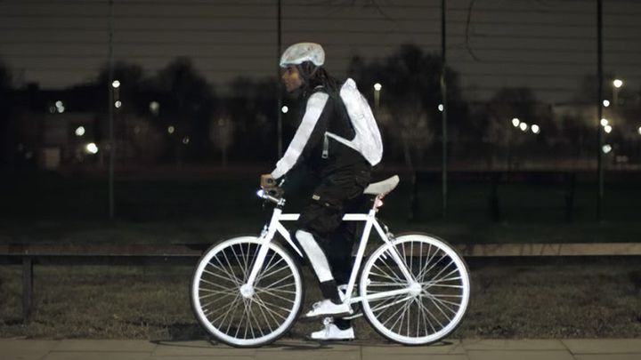 LifePaint - reflective spray for cyclists