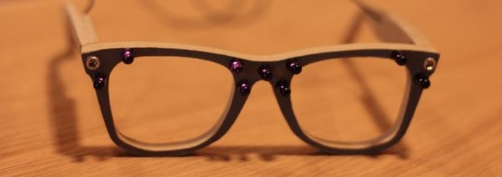 Anti-spyware AVG Glasses glasses against cameras