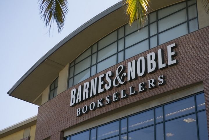 Barnes & Noble new store business for the production of tablets and readers