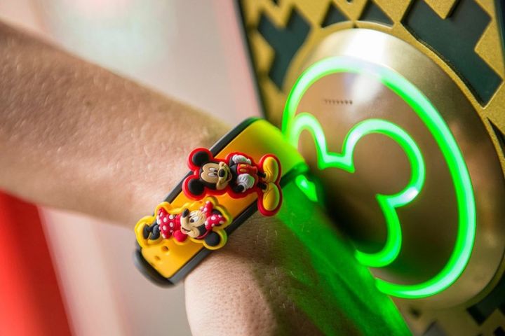Bracelet Disney MagicBand would better know the world of Disney