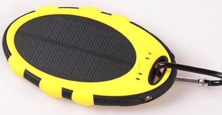 Hiking solar panel with battery Pinsum PSM4000