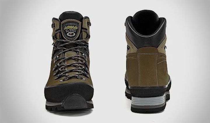 New and modern strong Trekking boots Asolo Trekker GV