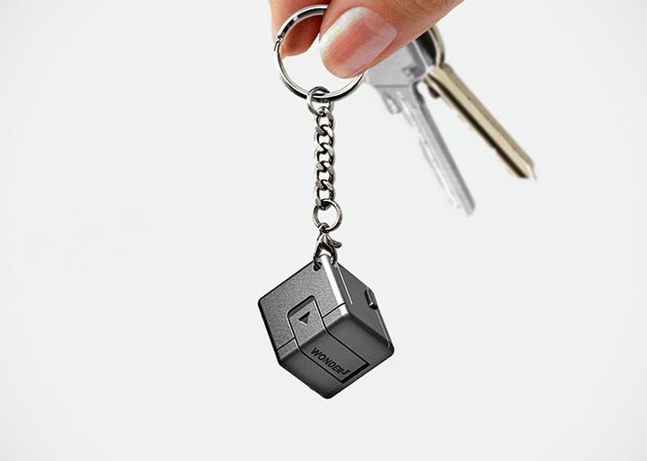 WonderCube - 8 "gadgets" in one key fob