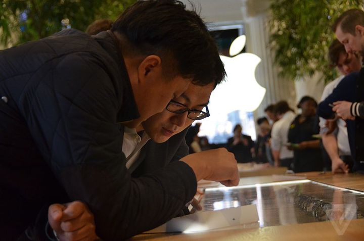 Apple Watch in London, Paris and Hong Kong