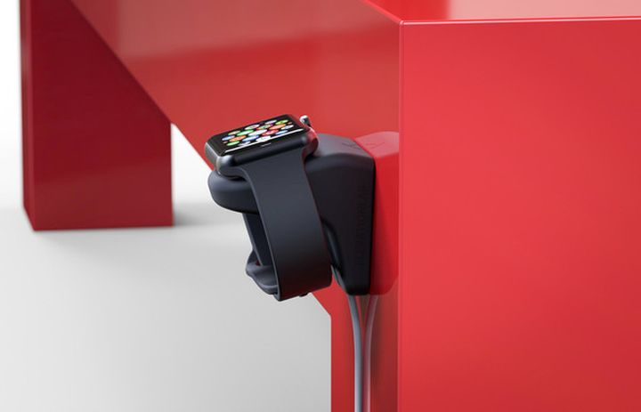 ElevationLab NightStand introduced charging dock for Apple Watch