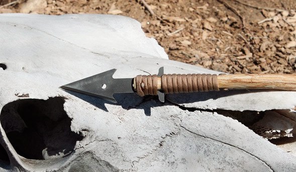 FISHER SPEAR - TOOL FOR SURVIVAL IN THE FIELD