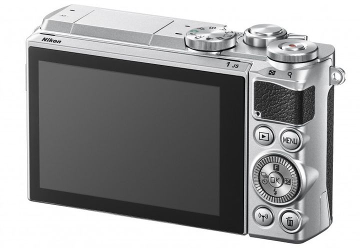 Nikon 1 J5: compact camera with interchangeable lenses and support for 4K