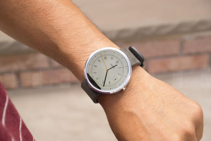 Smelt - the next generation of "smart" watches Motorola