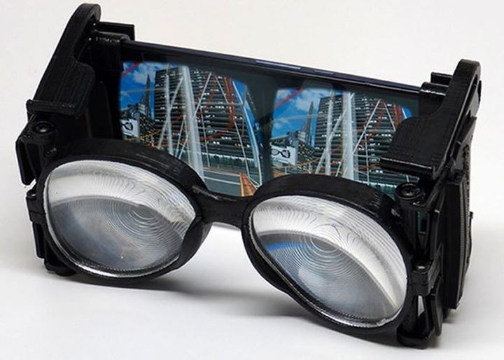 New virtual glasses Wearality Sky for your smartphone