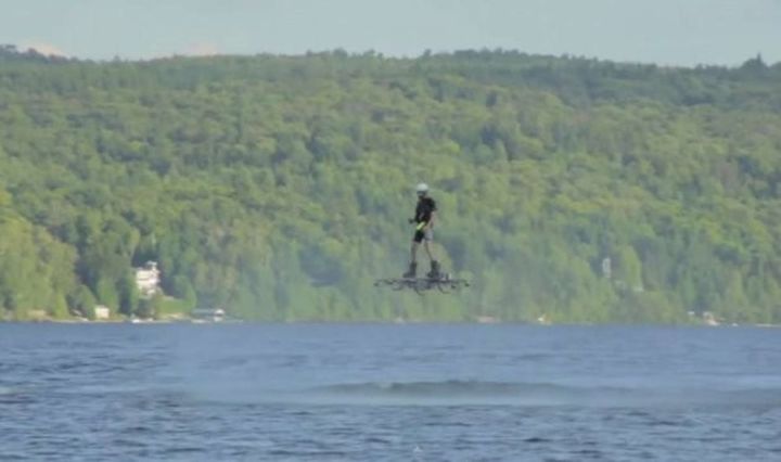 Canadian flew across the lake on the hoverboard