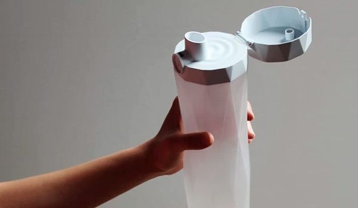 HidrateMe - «smart» Plastic Water Bottles