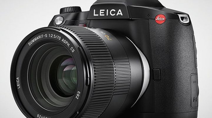 In July, will be on store shelves medium format camera Leica S (Type 007)