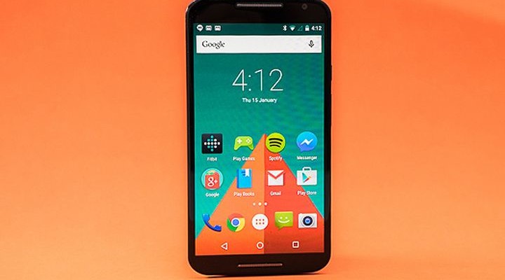 Motorola Moto X (2015) is seen in the "live" pictures