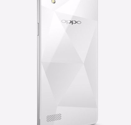 The photo appeared smartphone Oppo Mirror 5 mirror for the world market