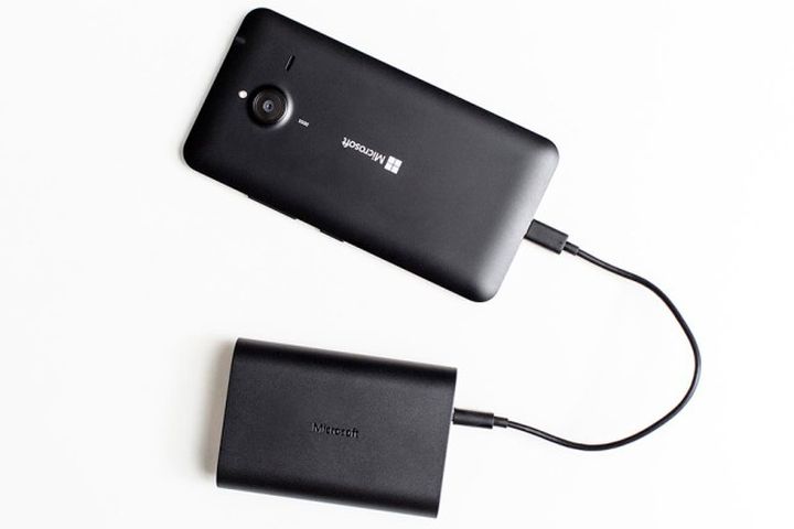 Portable Dual Chargers - laptop battery from Microsoft