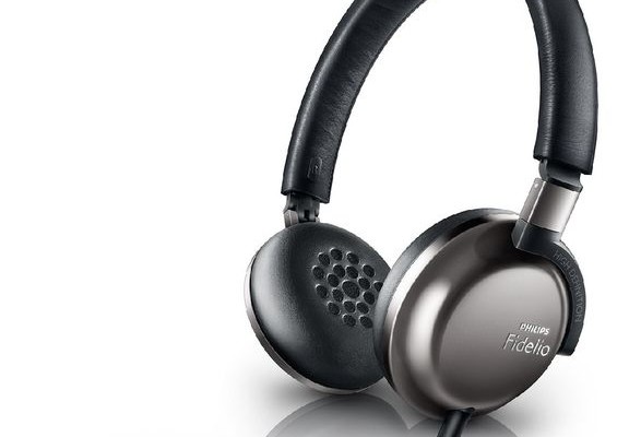 Ultra lightweight headphones Philips Fidelio F1