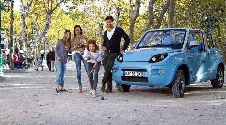 Bluesummer: French electric car with an open top