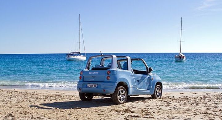 Bluesummer: French electric car with an open top