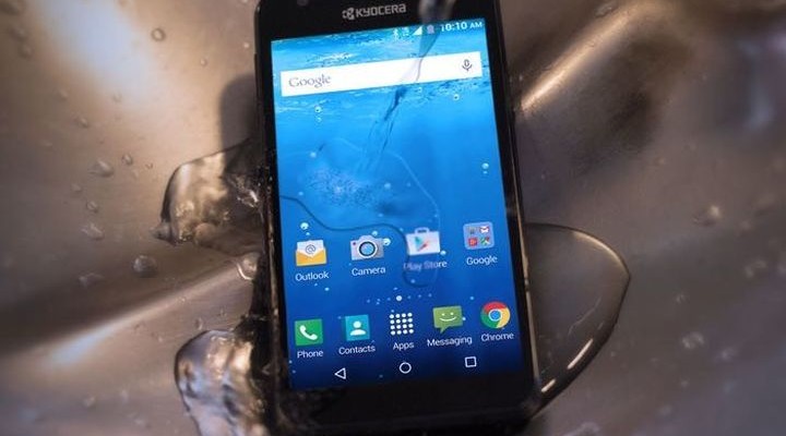 Kyocera Hydro Wave: new protected smartphone from water and downs for $ 150