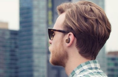 Motorola Moto Hint +: tiny wireless headset