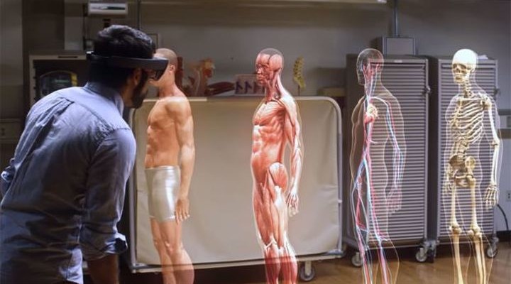 Training of physicians using Microsoft HoloLens - it's just